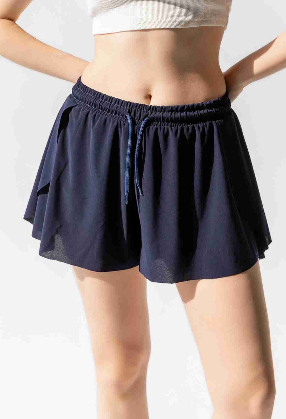 Loose-Fit Tights Sports Shorts - Brand: la & vetta - Women & Kids, Baby Clothes Wholesale - TheBS Women