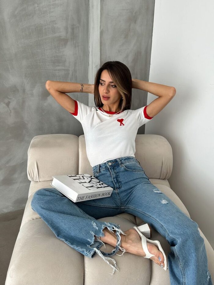 Red Embroidered T-Shirt - Producer: Topshow - Wholesale Women Clothes - TheBS Women