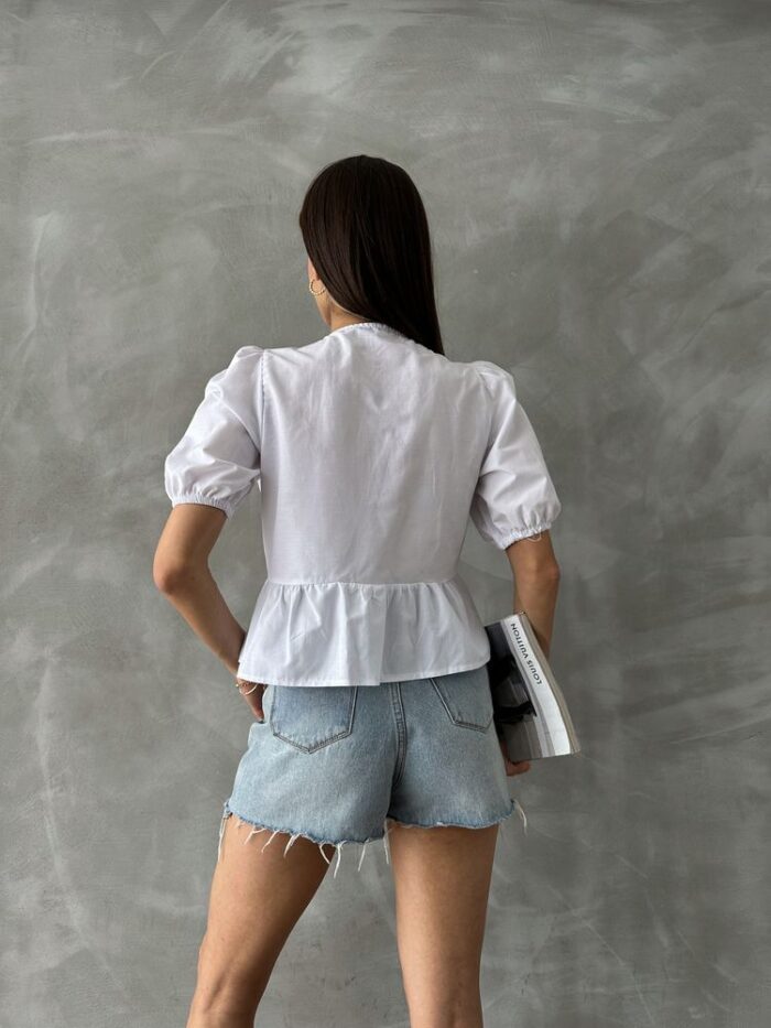 D 2699 Front Tied Poplin Blouse - Producer: Topshow - Wholesale Women Clothes - TheBS Women