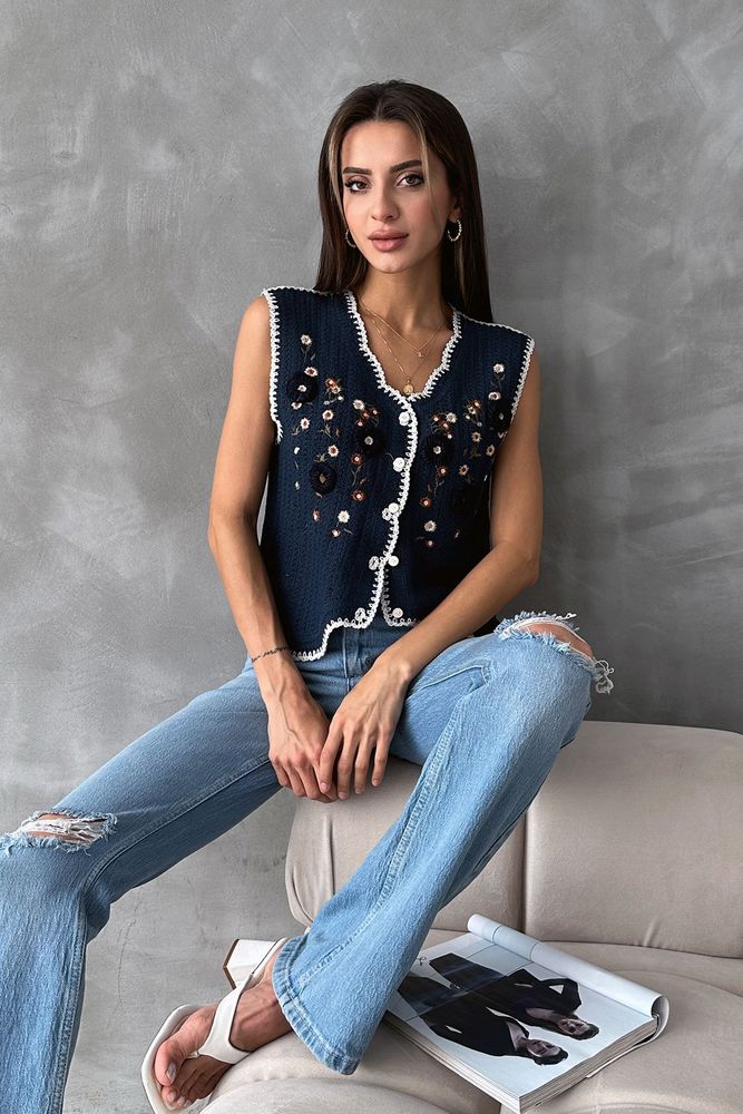 Embroidered Vest - Producer: Topshow - Wholesale Women Clothes - TheBS Women