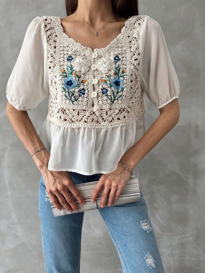 StoneEmbroidered Blouse - Producer: Topshow - Wholesale Women Clothes - TheBS Women
