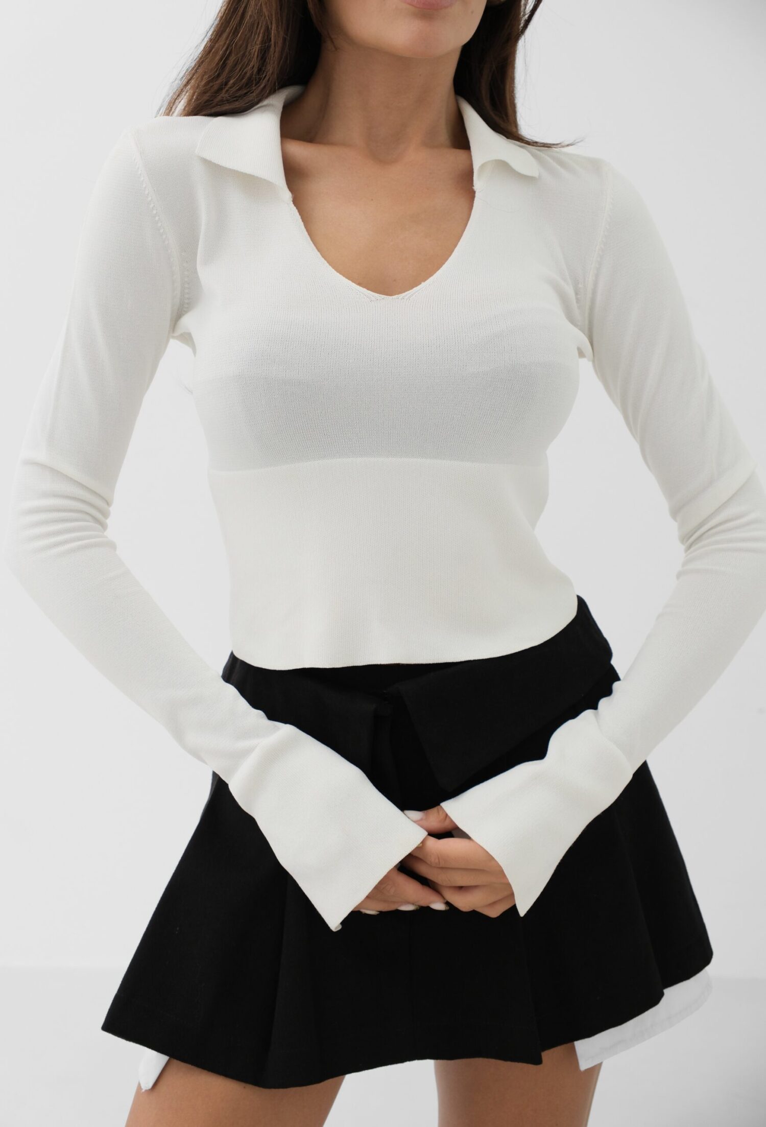 V-Neck Bodice Detail Knitwear Blouse - Producer: Black Fashion - Wholesale Women Clothes - TheBS Women