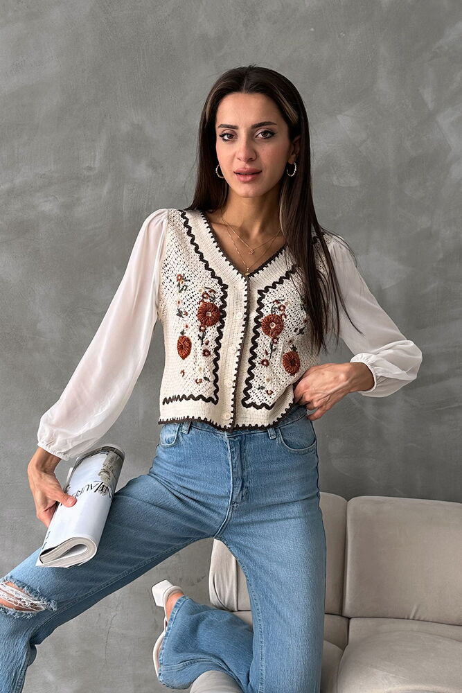 StoneButtoned Short Wholesale Cardigan - Producer: Topshow - Wholesale Women Clothes - TheBS Women