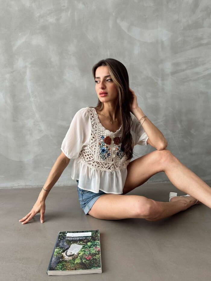 Embroidered Blouse -& Tile - Producer: Topshow - Wholesale Women Clothes - TheBS Women