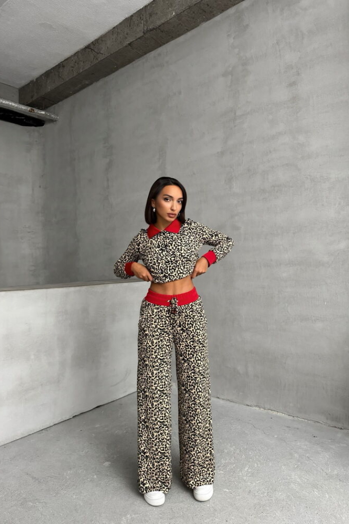 Leopard Patterned Polo Collar Crop Top - Producer: Topshow - Wholesale Women Clothes - TheBS Women