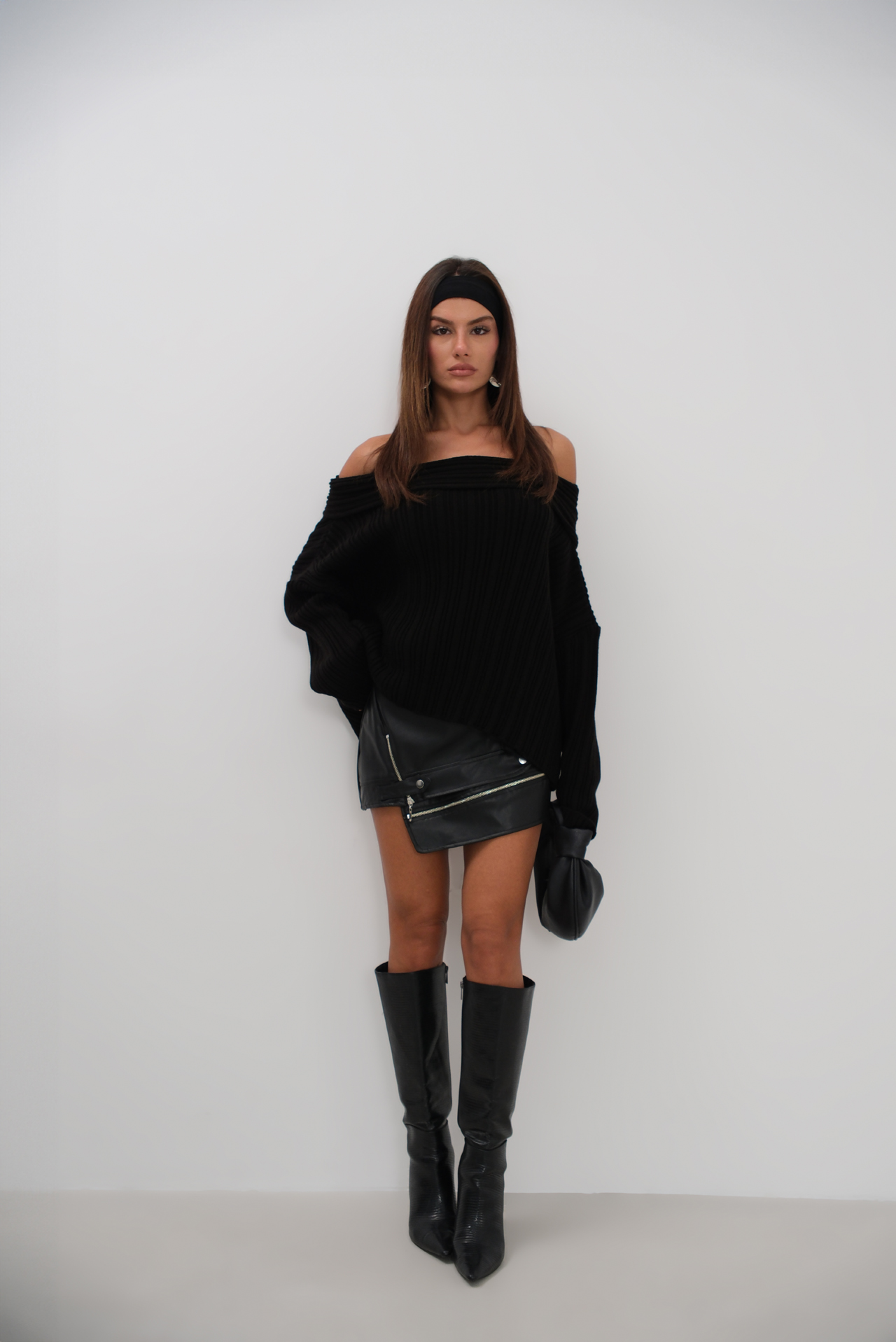 Boat Neck Ribbed Knit Sweater - Producer: Black Fashion - Wholesale Women Clothes - TheBS Women