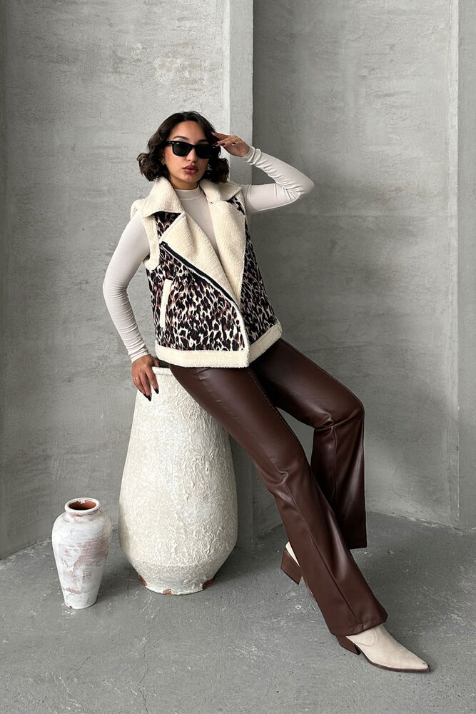 Leopard Print Plush Vest - Producer: Topshow - Wholesale Women Clothes - TheBS Women