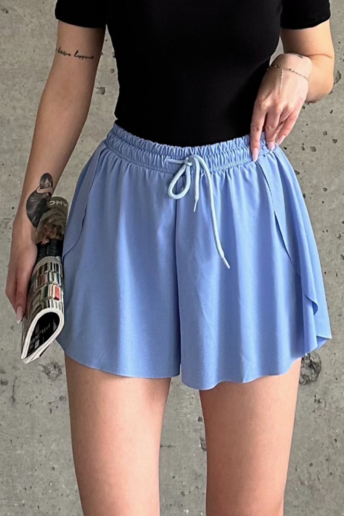 Loose-Fit Tights Sports Shorts - Brand: la & vetta - Women & Kids, Baby Clothes Wholesale - TheBS Women