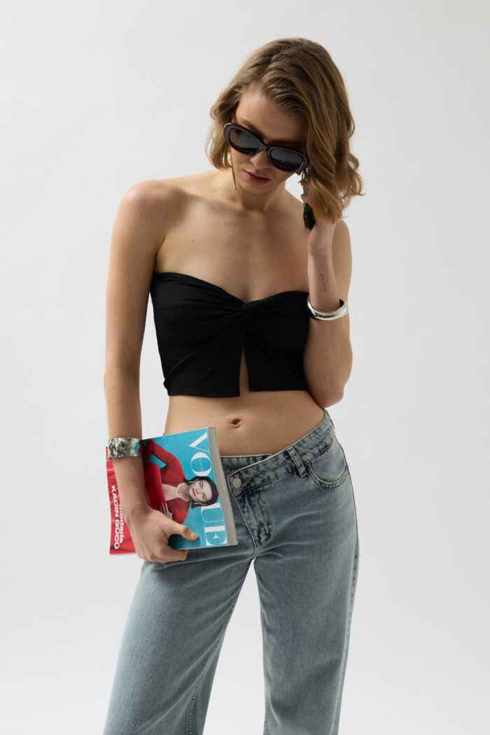 Strapless Knot Detail Blouse - Producer: Black Fashion - Wholesale Women Clothes - TheBS Women