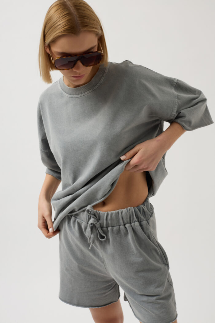 Laser Cut Lace Detail Shorts - Producer: Black Fashion - Wholesale Women Clothes - TheBS Women