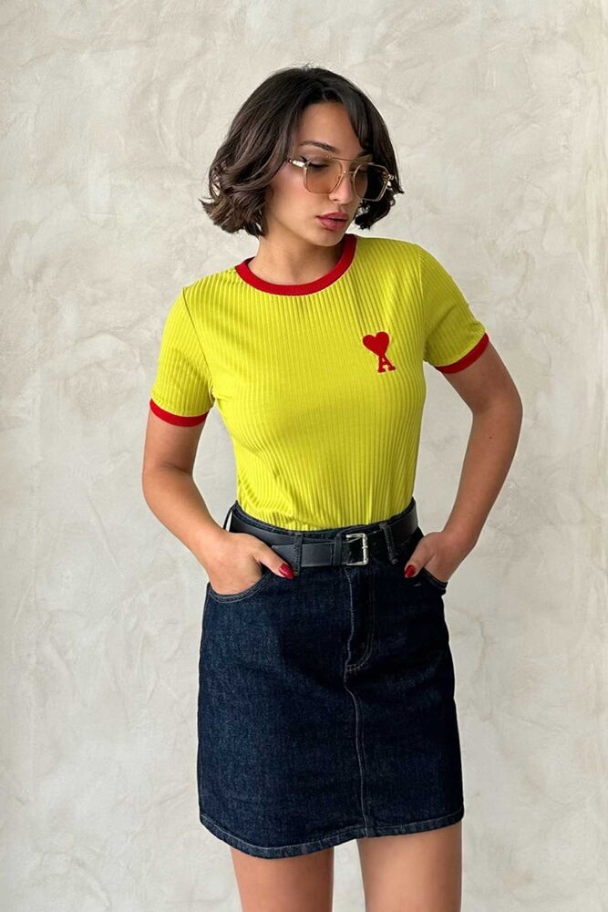 Wholesale T Shirt With PeanutEmbroidery - Producer: Topshow - Wholesale Women Clothes - TheBS Women