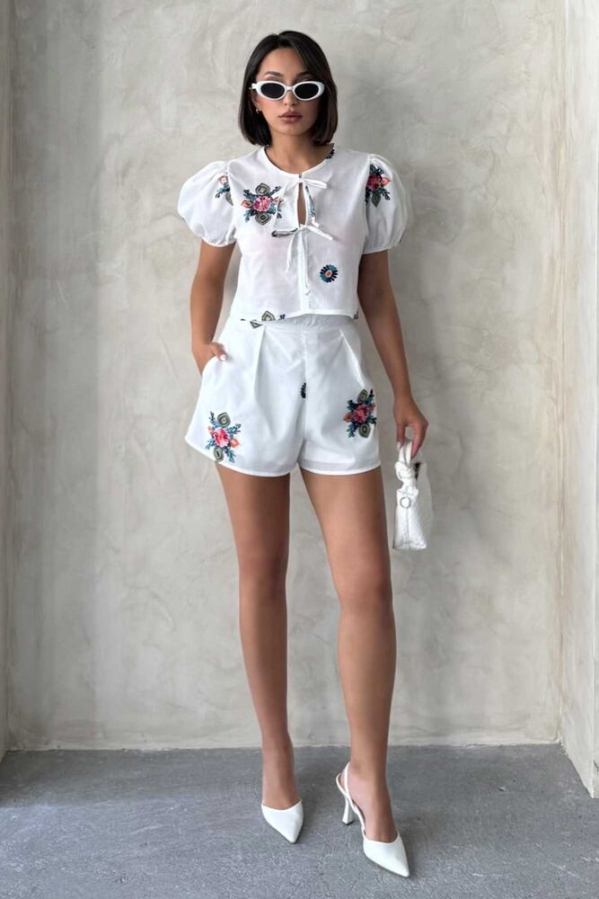 Embroidered Voile Shorts - Cream - Producer: Topshow - Wholesale Women Clothes - TheBS Women