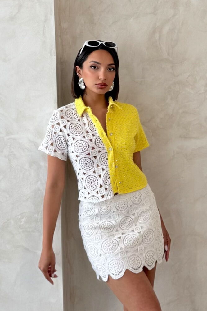 White Slim Fit Polo Neck Crop Shirt - Producer: Topshow - Wholesale Women Clothes - TheBS Women
