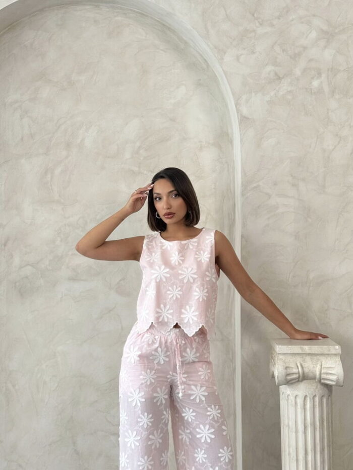 Floral Casual Sleeveless Blouse With Cap Sleeve - Producer: Topshow - Wholesale Women Clothes - TheBS Women
