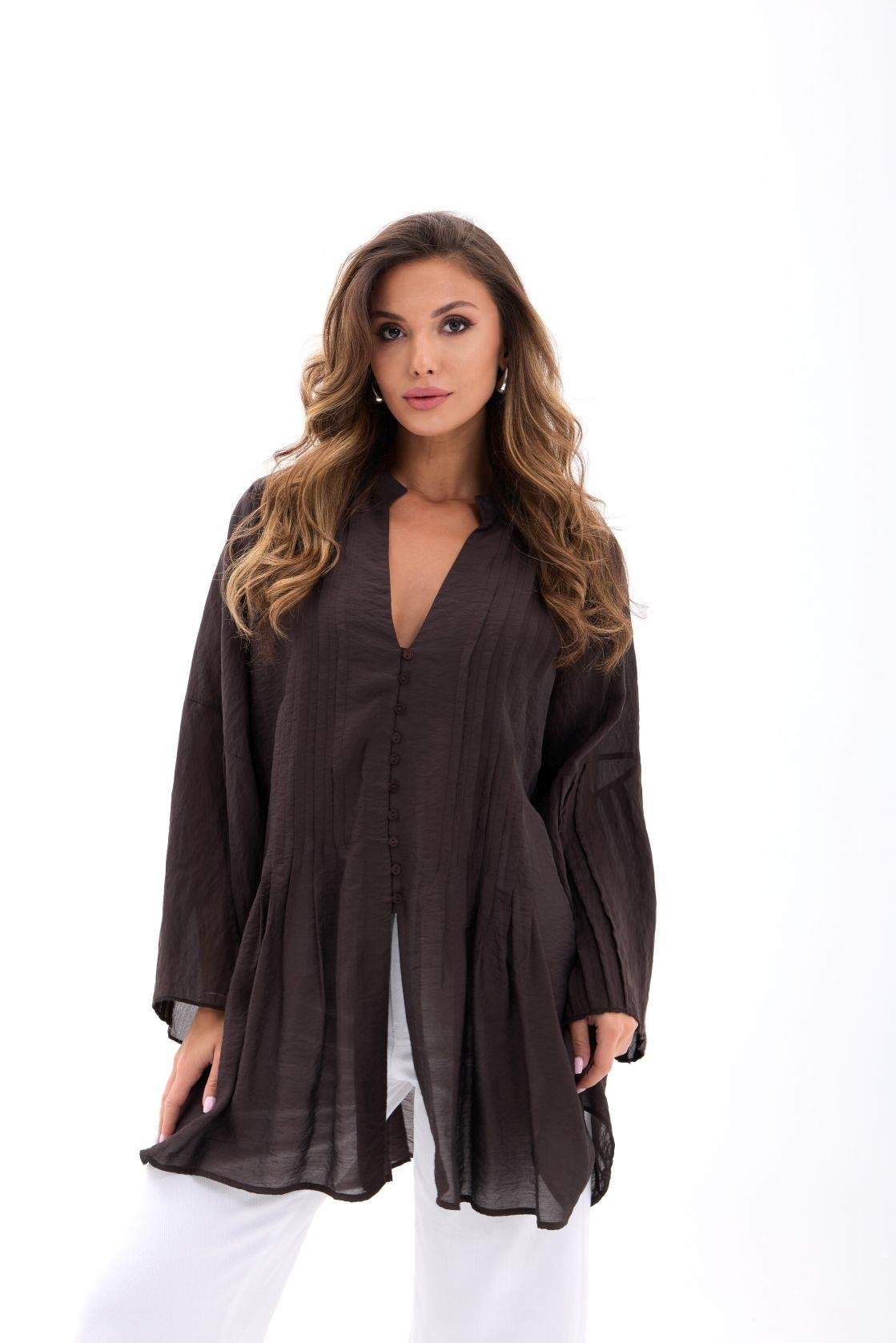 Casual Shirt With V-Neck And Buttoned Closure - Brand: Fame - Women & Kids, Baby Clothes Wholesale - TheBS Women