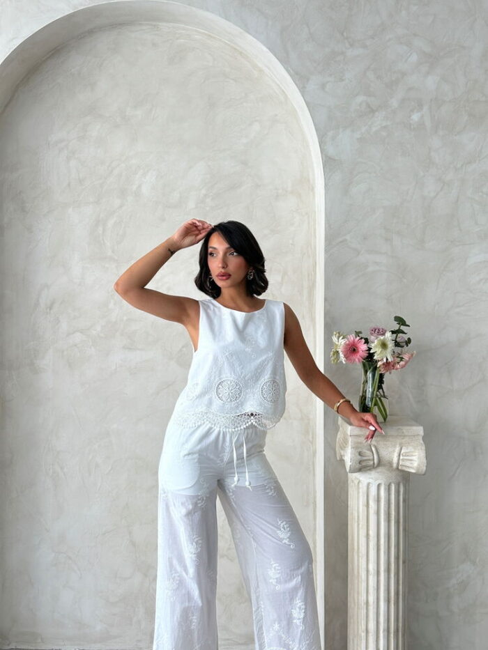 White Elegant Cap Sleeve Blouse - Producer: Topshow - Wholesale Women Clothes - TheBS Women