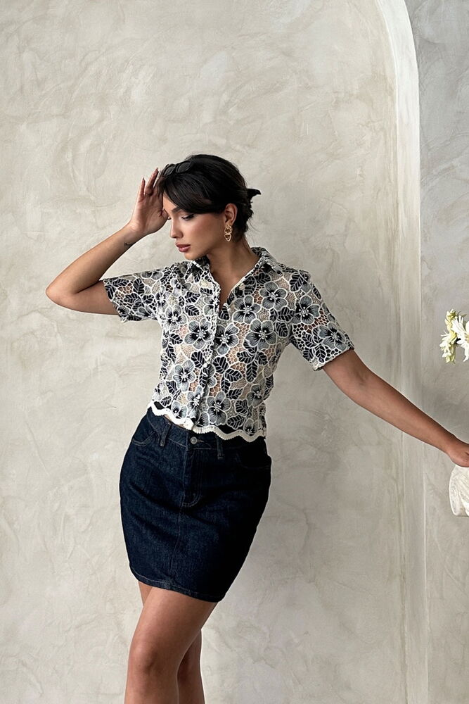 Elegant White Slim Fit Floral Shirt - Producer: Topshow - Wholesale Women Clothes - TheBS Women
