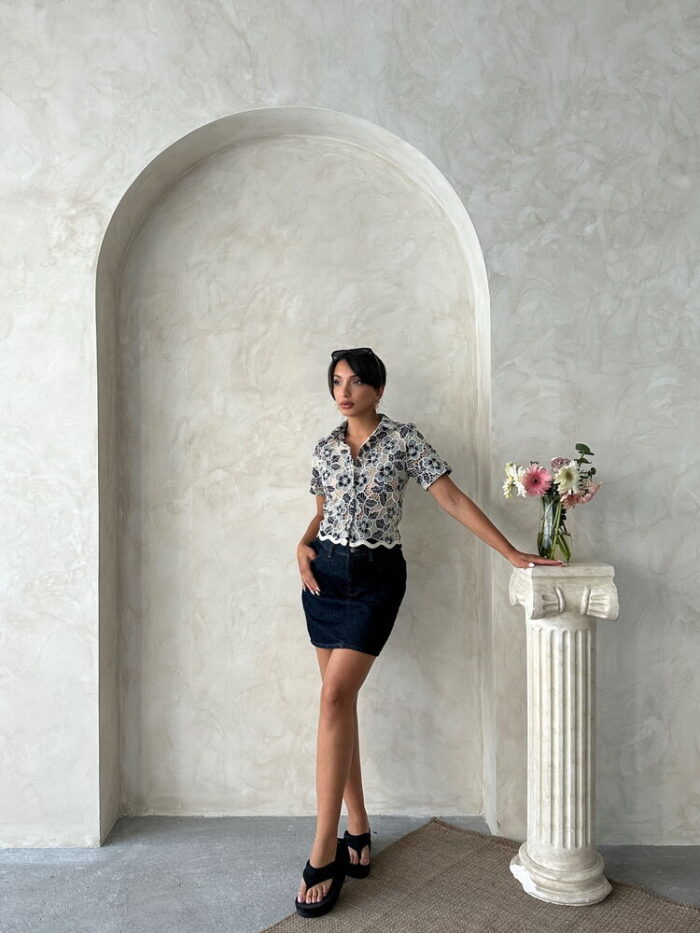 Elegant White Slim Fit Floral Shirt - Producer: Topshow - Wholesale Women Clothes - TheBS Women