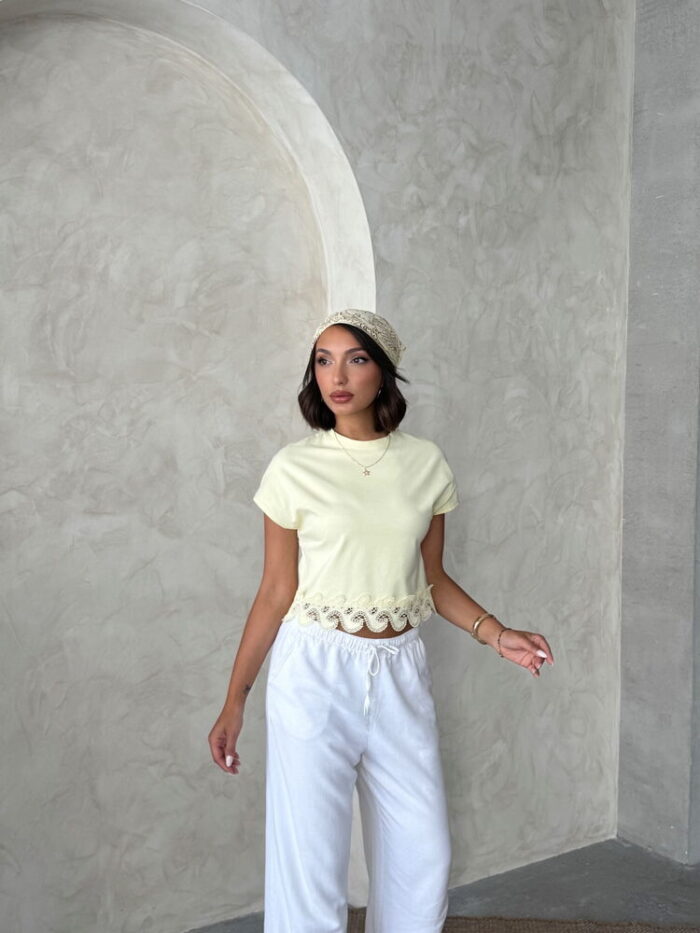 Beige Slim Fit Crop Blouse With Cap Sleeves - Producer: Topshow - Wholesale Women Clothes - TheBS Women