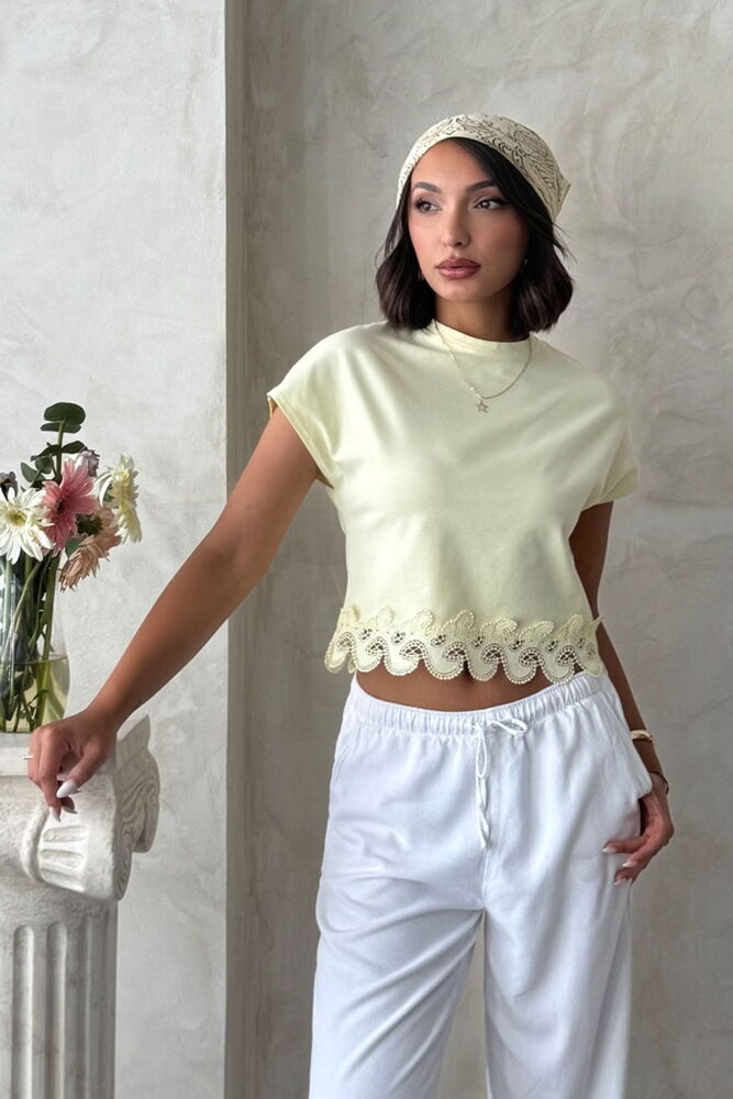 Beige Slim Fit Crop Blouse With Cap Sleeves - Producer: Topshow - Wholesale Women Clothes - TheBS Women