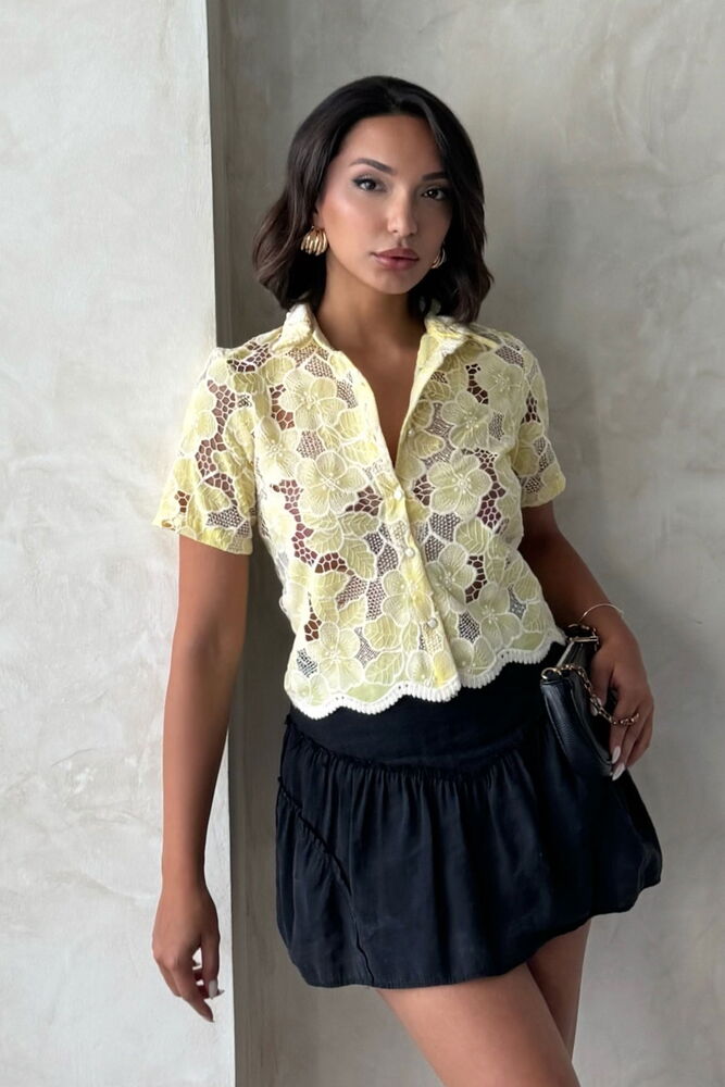 Floral Casual Shirt With Buttoned Closure - Producer: Topshow - Wholesale Women Clothes - TheBS Women
