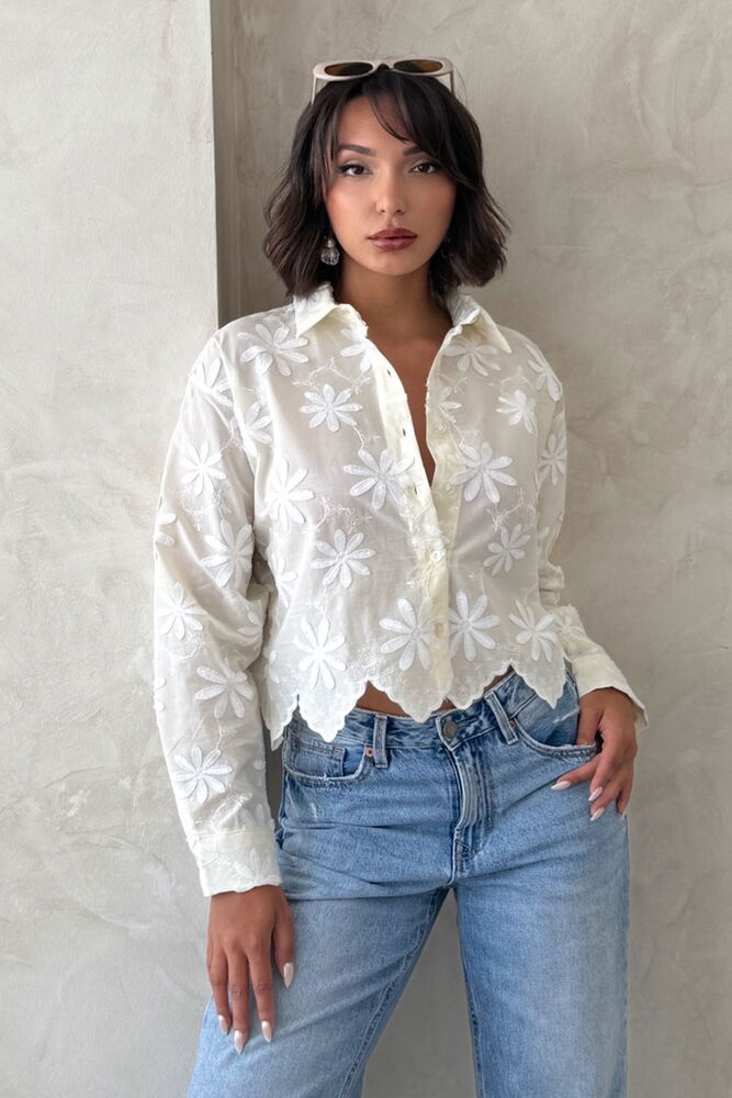 White Floral V-Neck Crop Shirt - Producer: Topshow - Wholesale Women Clothes - TheBS Women