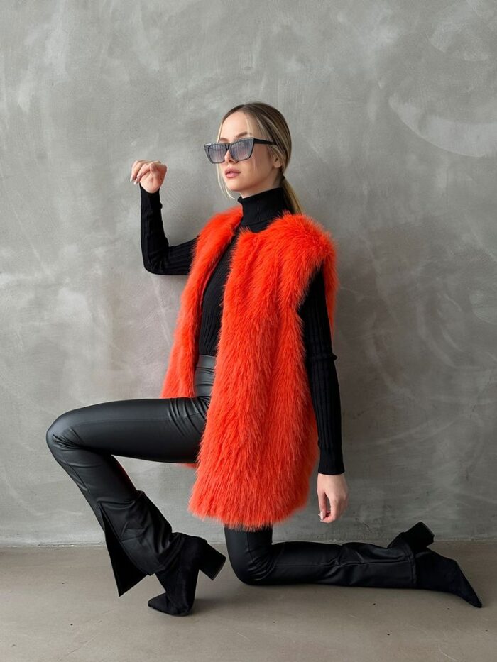 Oranj F 1567 Feather Vest - Producer: Topshow - Wholesale Women Clothes - TheBS Women
