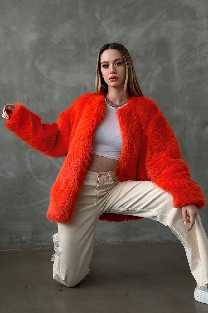 Plush Coat - Producer: Topshow - Wholesale Women Clothes - TheBS Women