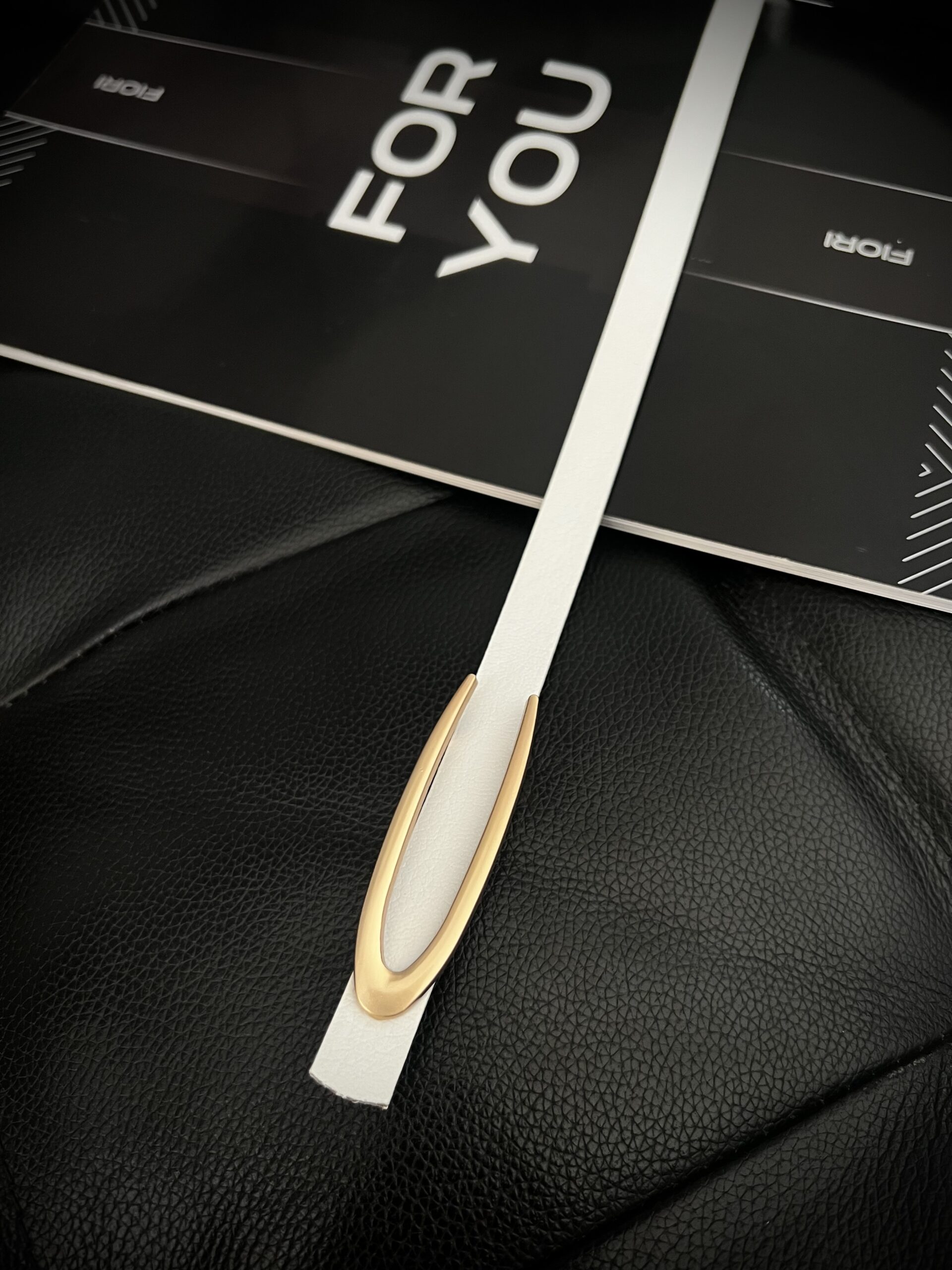 Gold Buckle Thin 1.5 Cm Elegant Women's Belt - Brand: Fiori - Women & Kids, Baby Clothes Wholesale - TheBS Women