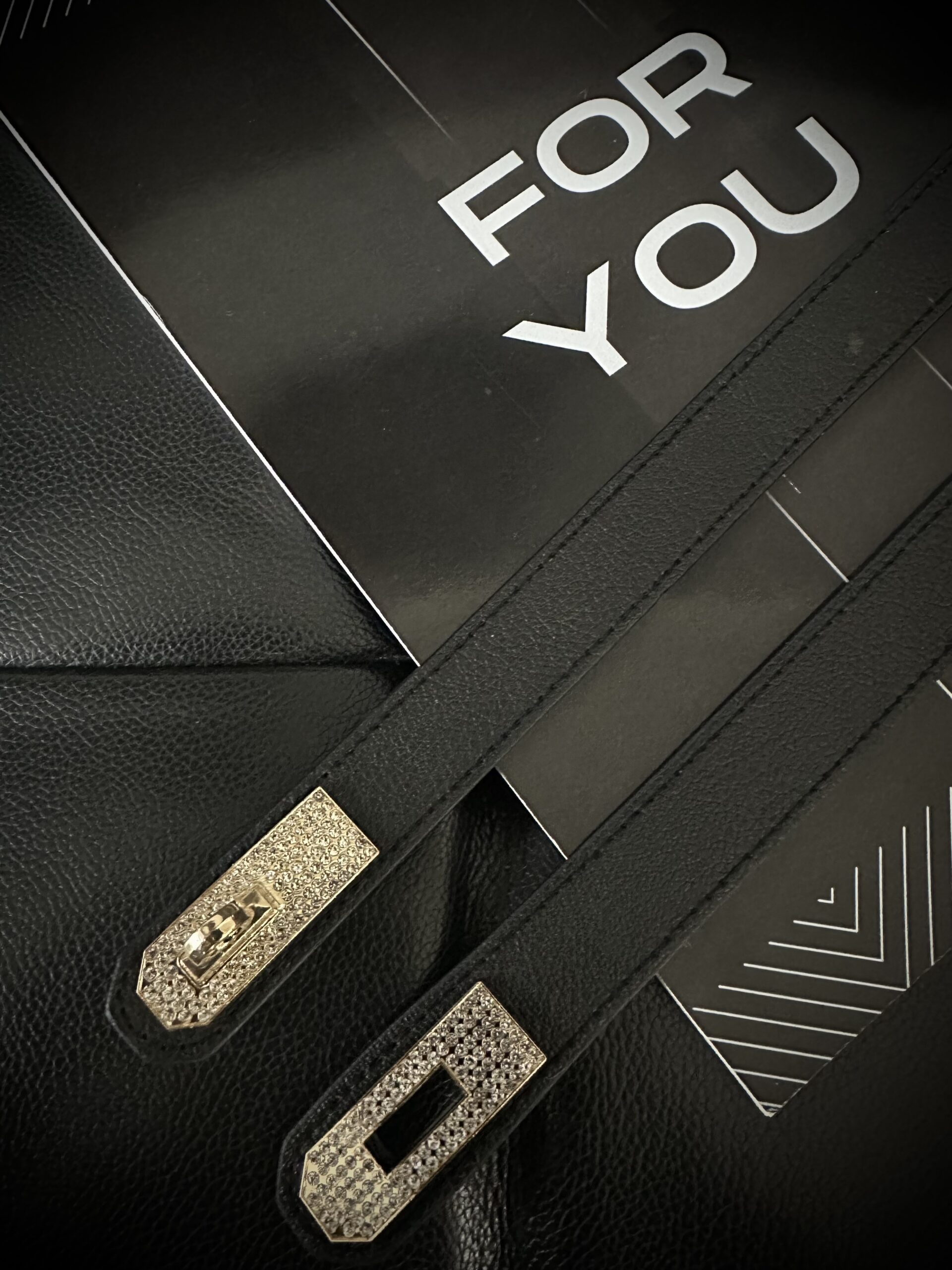 Women’s Thin Elastic Belt With Lock Buckle And Stones – Brand: Fiori – Women & Kids, Baby Clothes Wholesale – TheBS Women