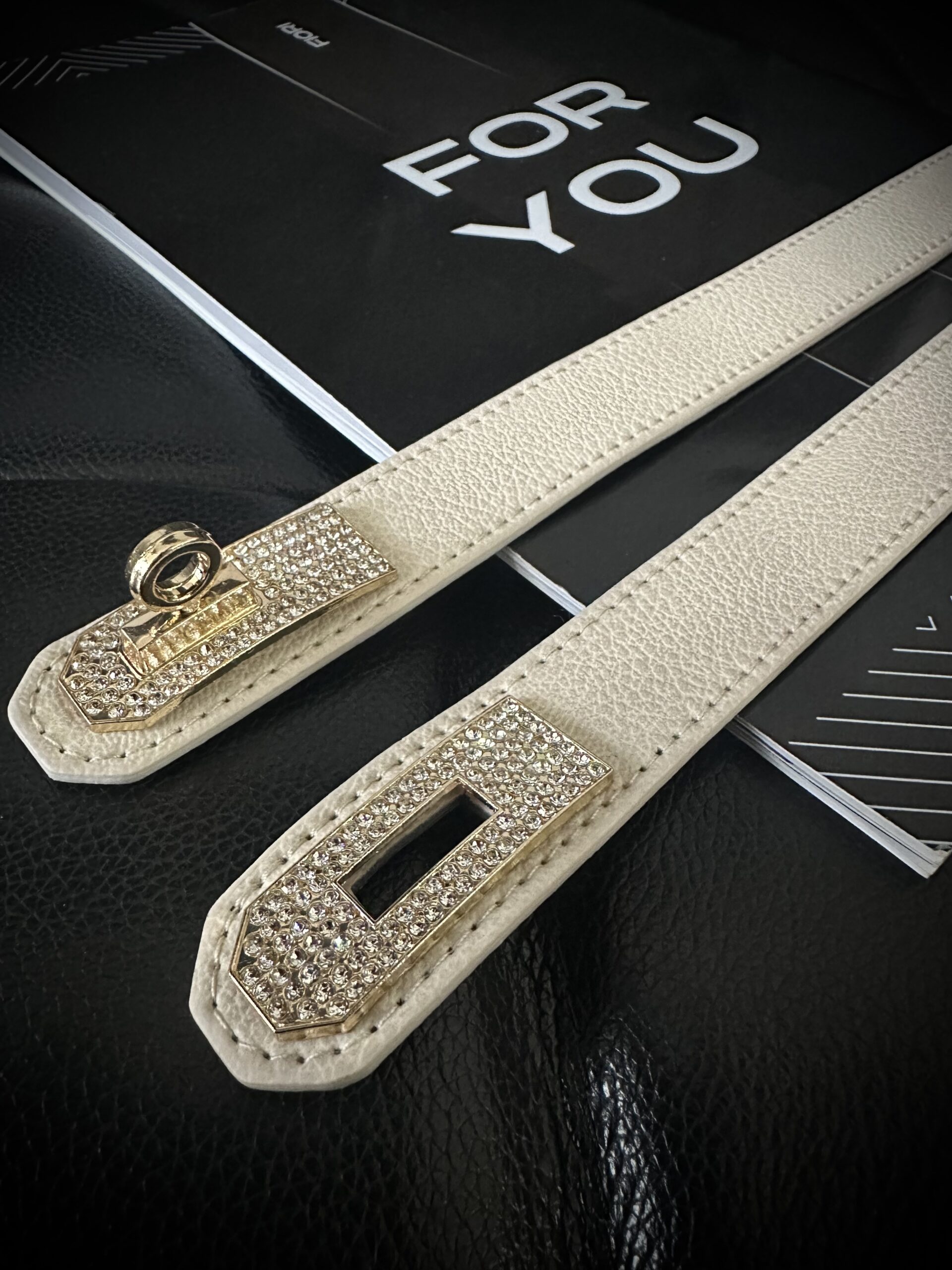 Women's Thin Elastic With Stones And Lock Buckle - Brand: Fiori - Women & Kids, Baby Clothes Wholesale - TheBS Women