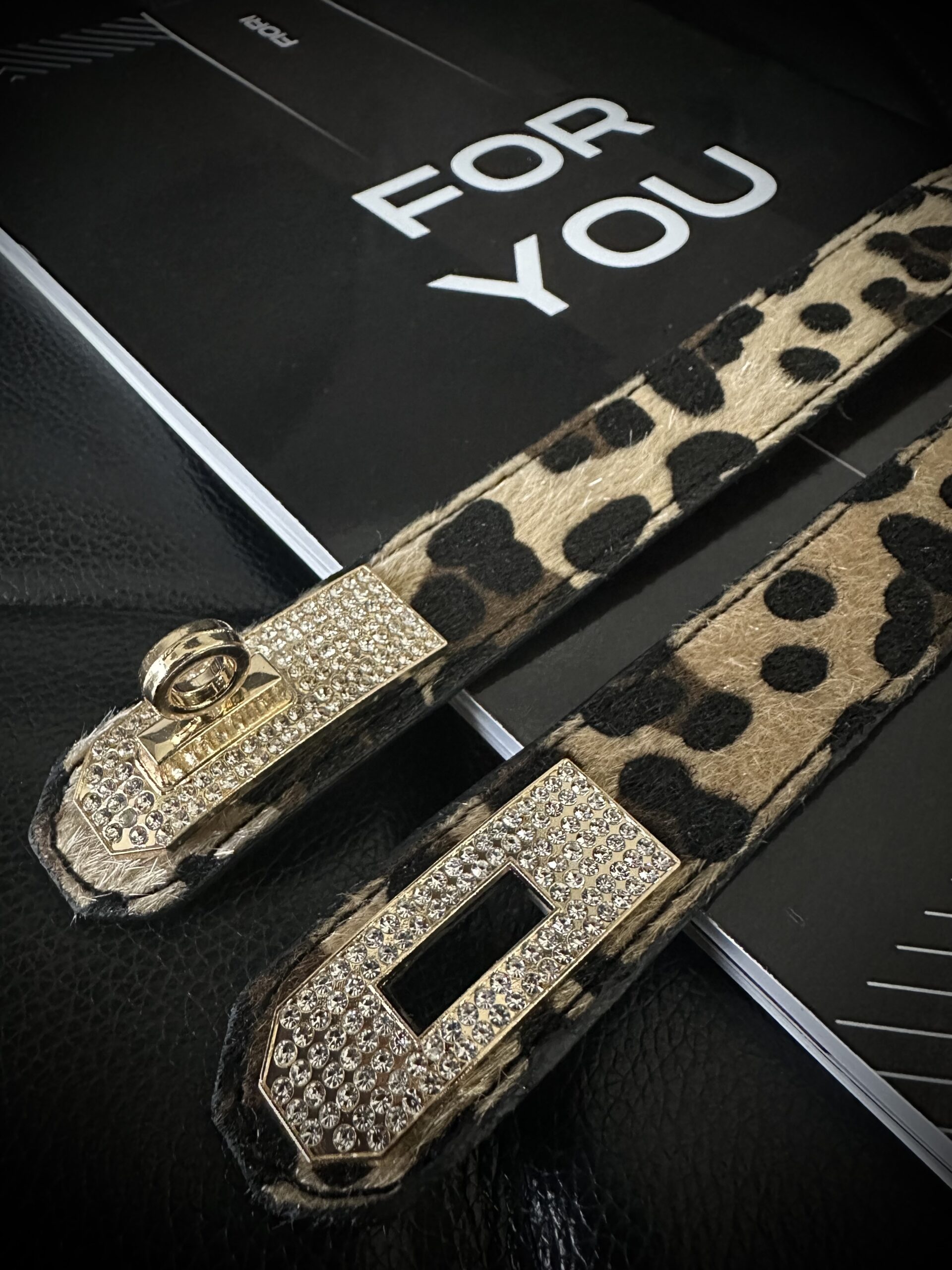 Women’s Thin Elastic With Stones And Lock Buckle – Brand: Fiori – Women & Kids, Baby Clothes Wholesale – TheBS Women