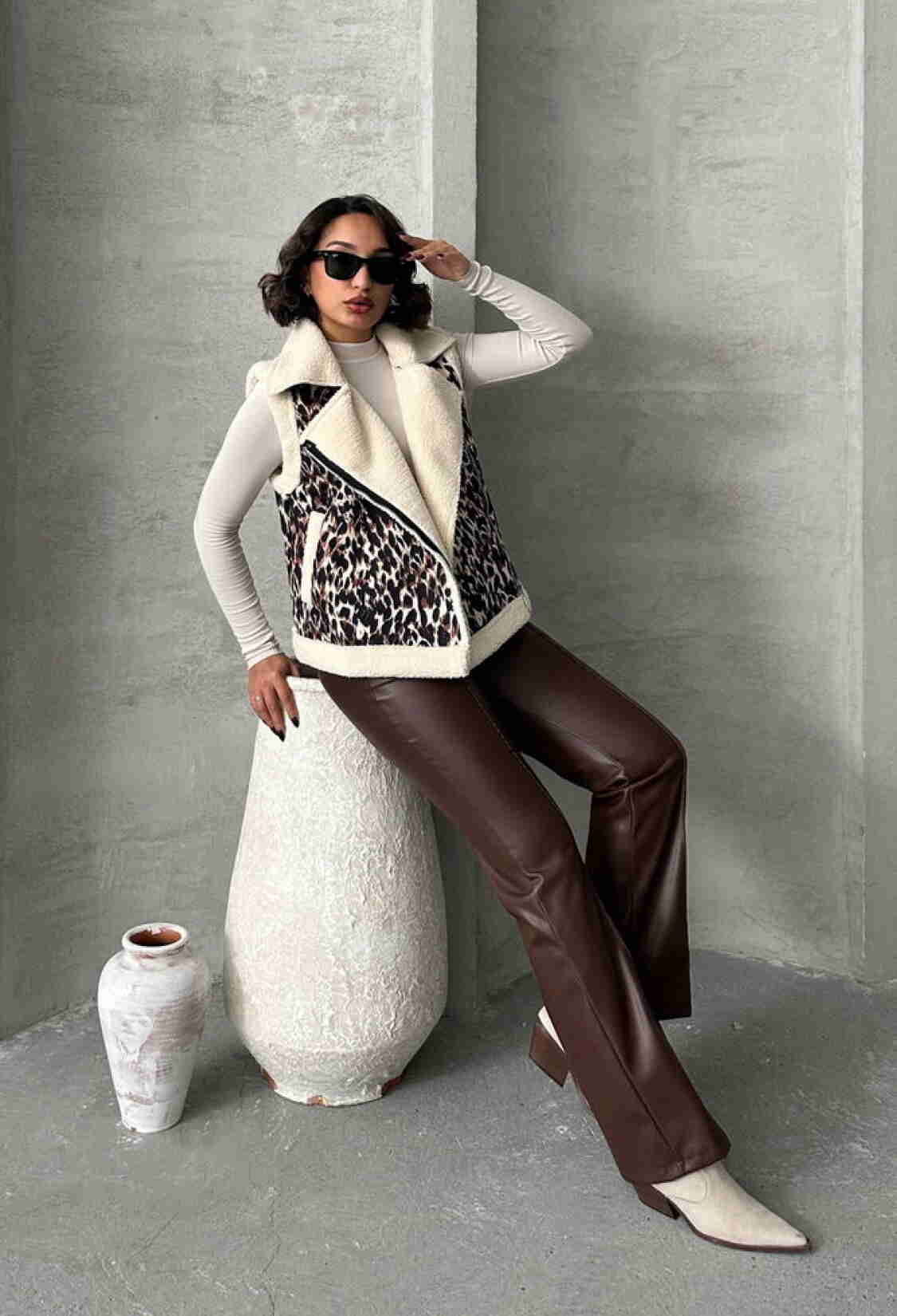 Leopard Print Plush Vest - Brand: Topshow - Women & Kids, Baby Clothes Wholesale - TheBS Women