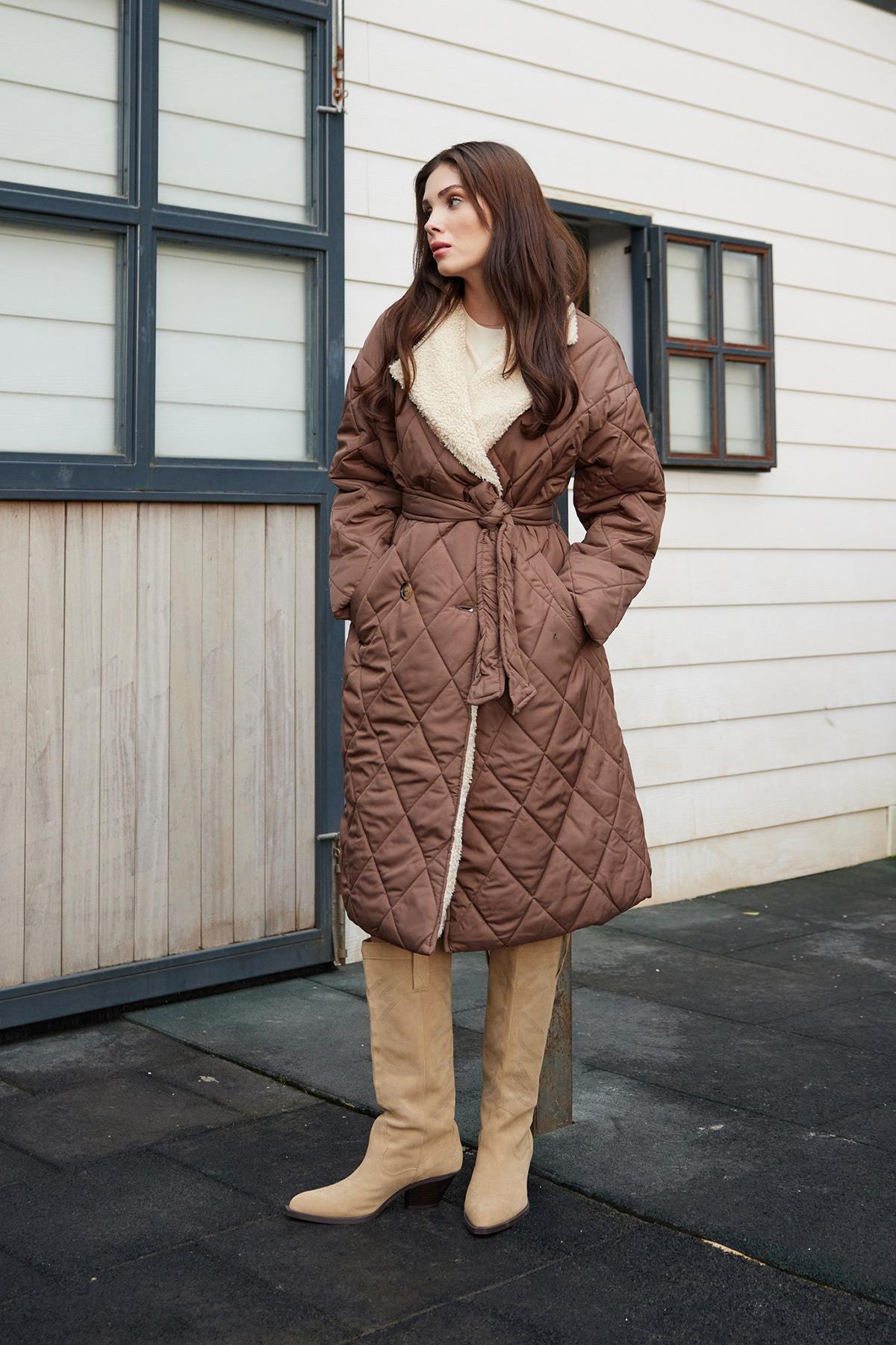 Faux Fur Collar Buttoned Quilted Coat – Brand: Levure – Women & Kids, Baby Clothes Wholesale – TheBS Women