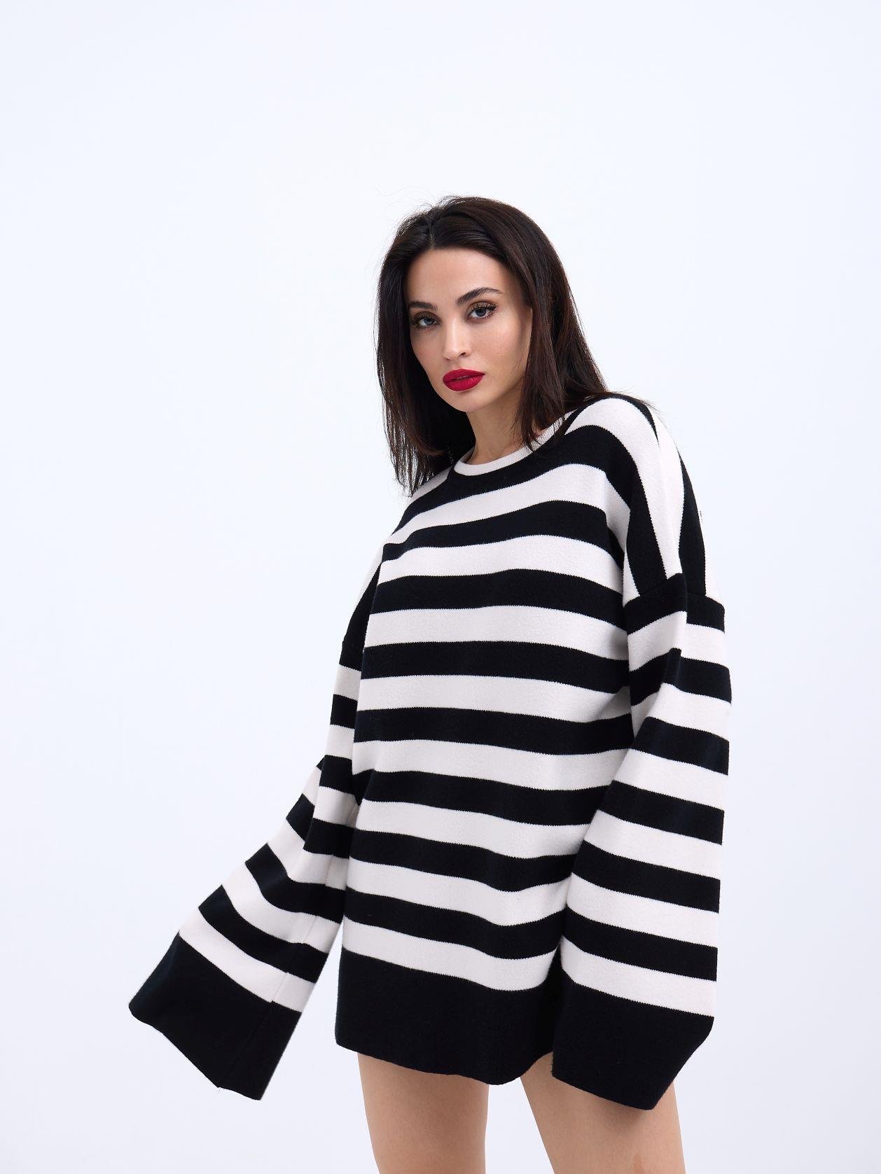 Knitted Striped Casual Sweater — Ecru – Brand: Fame – Women & Kids, Baby Clothes Wholesale – TheBS Women