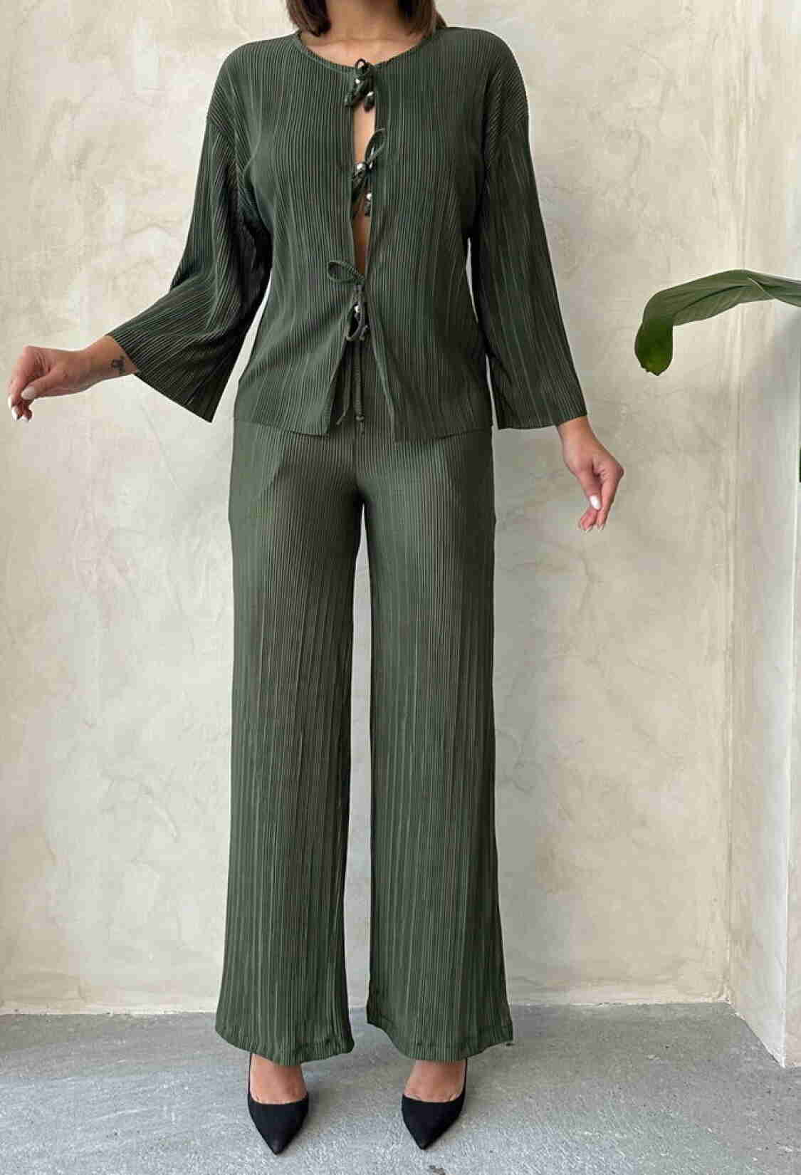 Pleated Trousers - Brand: Topshow - Women & Kids, Baby Clothes Wholesale - TheBS Women