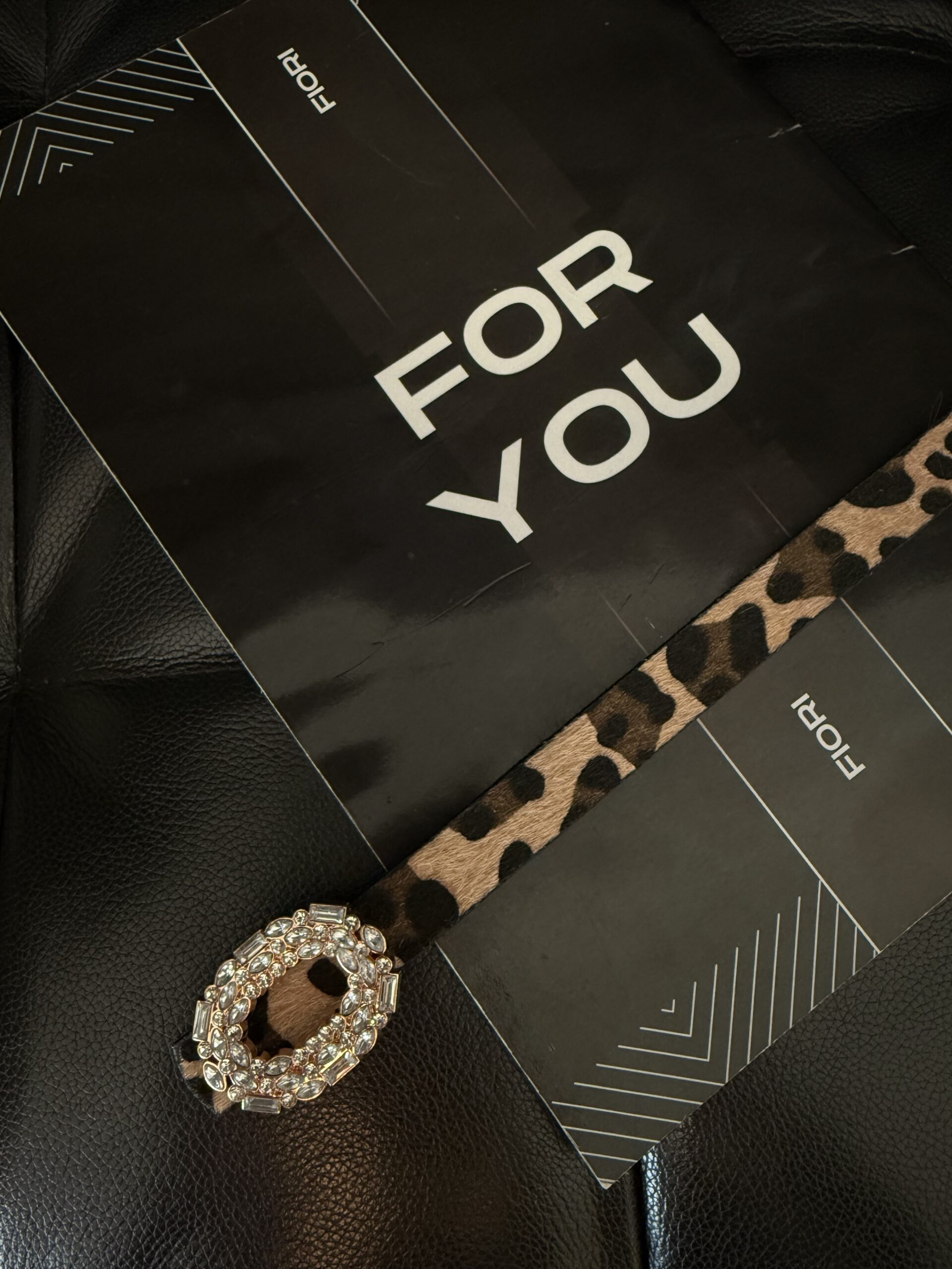 Round Stone Buckle Women's Belt - Brand: Fiori - Women & Kids, Baby Clothes Wholesale - TheBS Women