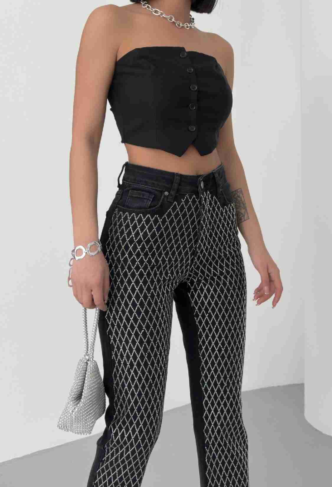 Mom Fit Jeans With Stones - Brand: XLove - Women & Kids, Baby Clothes Wholesale - TheBS Women