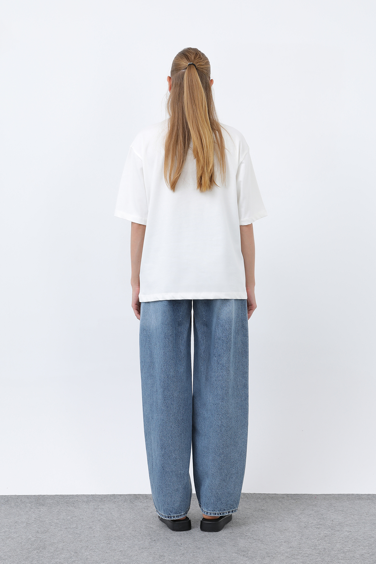 T-shirt – Ecru – Brand: SOUL – Women & Kids, Baby Clothes Wholesale – TheBS Women