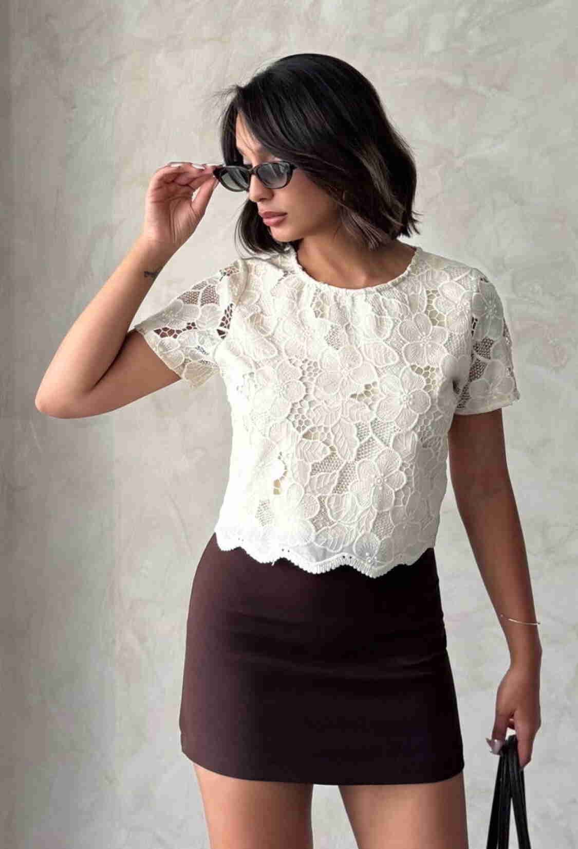 White Elegant Floral Slim Fit Blouse - Brand: Topshow - Women & Kids, Baby Clothes Wholesale - TheBS Women
