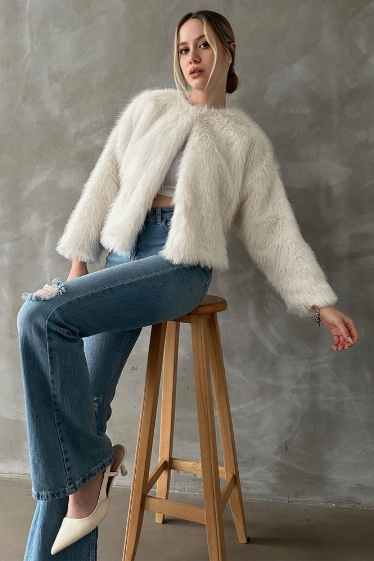F 1615 Feather Vest - Brand: Topshow - Women & Kids, Baby Clothes Wholesale - TheBS Women