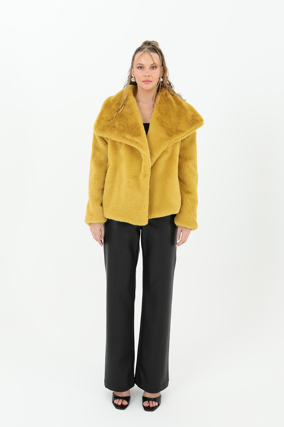 Women's Soft Feather Short Coat - Brand: SOUL - Women & Kids, Baby Clothes Wholesale - TheBS Women