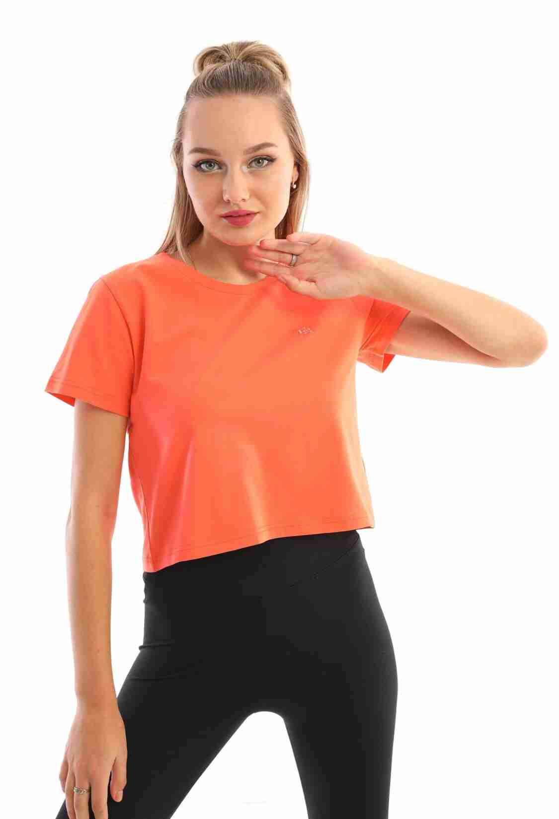 EdelleCrew Neck Crop Women's T-Shirt - Brand: EDELLE - Women & Kids, Baby Clothes Wholesale - TheBS Women