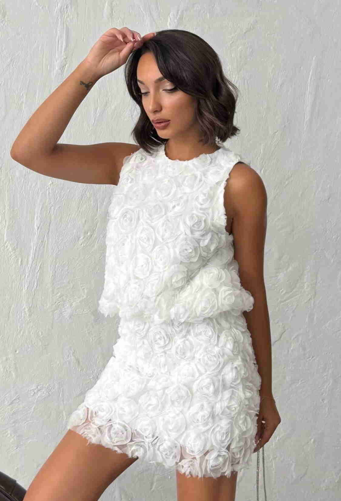 White Elegant Floral Blouse - Brand: Topshow - Women & Kids, Baby Clothes Wholesale - TheBS Women