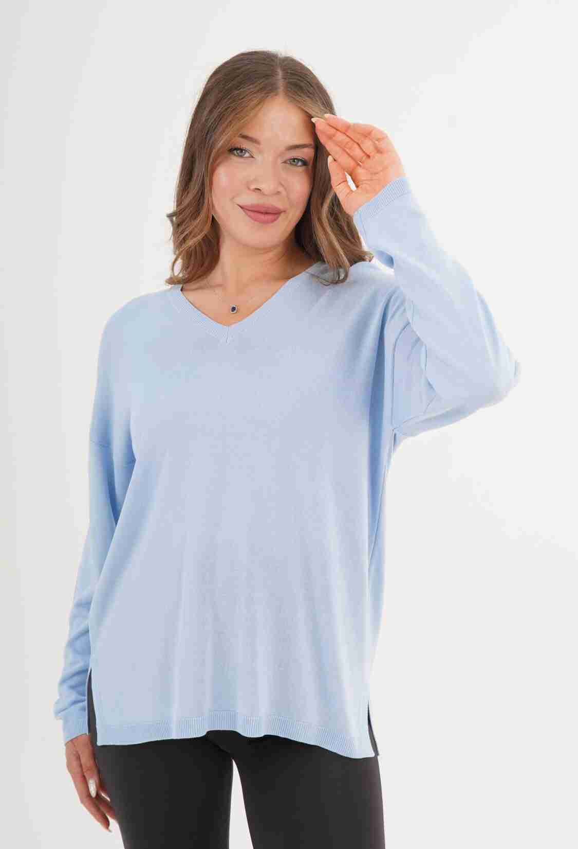 Oversized V-Neck Sweater - Brand: Lustrin - Women & Kids, Baby Clothes Wholesale - TheBS Women